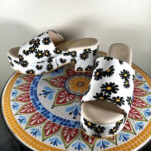 Beach by Matisse Terry Sandals Womens Sz 10 Daisy Floral Platform Sandals Shoes
